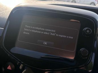 TOYOTA AYGO 1.0 Aygo X-Style VVT-i CVT 5dr