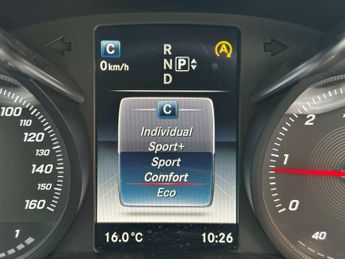 Mercedes-Benz C-CLASS 2.1 C250 AMG Line Premium+ Bluetec Auto 4dr