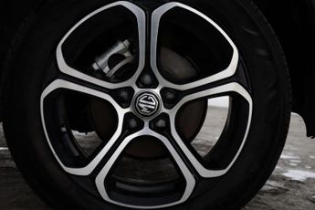 MG MG ZS 1.5 Hybrid+ SE SUV 5dr Petrol Hybrid Auto Euro 6 (s/s) (196 ps)