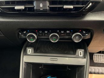 CITROEN C4 e-C4 Shine+ 5dr
