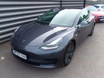 TESLA MODEL 3 Model 3 Standard Range + 4dr