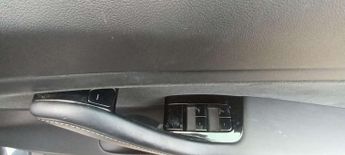 TESLA MODEL 3 Model 3 Standard Range + 4dr