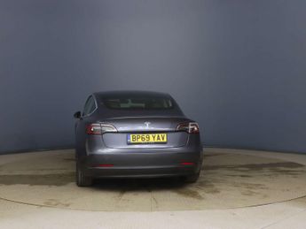 TESLA MODEL 3 Model 3 Standard Range + 4dr
