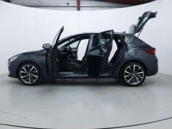 SEAT LEON 1.0 eTSI MHEV FR Sport Hatchback 5dr Petrol Hybrid DSG Euro 6 (s