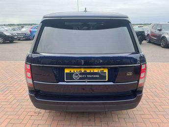 Land Rover RANGE ROVER 3.0 Range Rover Vogue TDV6 Auto 4WD 5dr