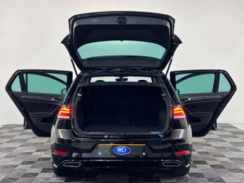 VOLKSWAGEN GOLF 2.0 Golf R-Line TDI BlueMotion Technology Semi-Auto 5dr