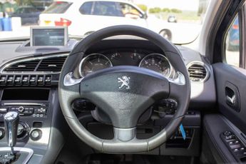PEUGEOT 3008 1.6 3008 Allure Blue HDi S/S Auto 5dr