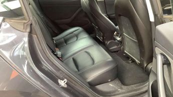 TESLA MODEL 3 Model 3 Performance AWD 4WD 4dr