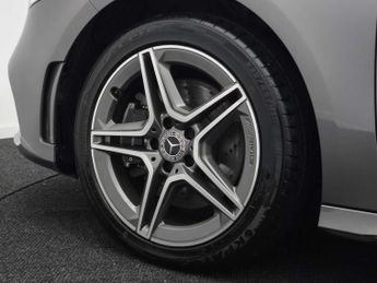 MERCEDES-BENZ A-CLASS 1.3 A 250 AMG Line E Auto 5dr