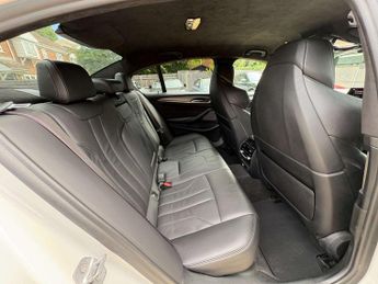 BMW M5 4.4 M5 Auto 4WD 4dr