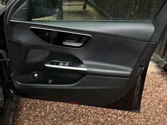 MERCEDES-BENZ C-CLASS 2.0 C 220 Sport D MHEV Auto 4dr