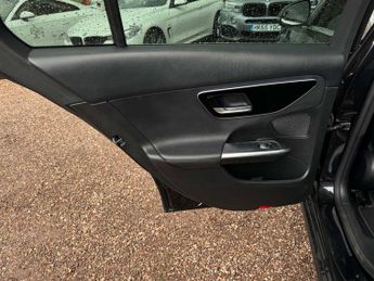 MERCEDES-BENZ C-CLASS 2.0 C 220 Sport D MHEV Auto 4dr