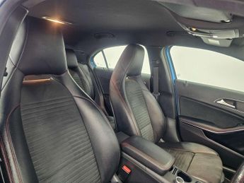 MERCEDES-BENZ A-CLASS 2.1 A 200 D AMG Line Auto 5dr