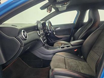 MERCEDES-BENZ A-CLASS 2.1 A 200 D AMG Line Auto 5dr