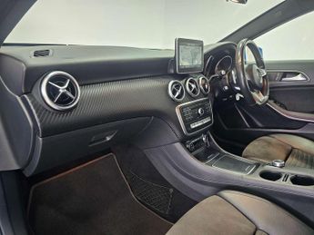 MERCEDES-BENZ A-CLASS 2.1 A 200 D AMG Line Auto 5dr