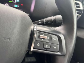 CITROEN C4 e-C4 Shine 5dr