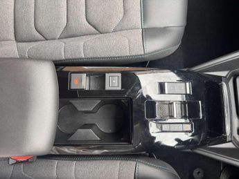 CITROEN C4 e-C4 Shine 5dr