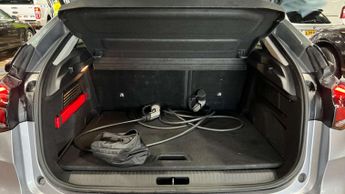 CITROEN C4 e-C4 Shine 5dr