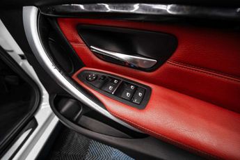 BMW 3 SERIES 3.0 330d M Sport Auto 4dr