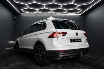 VOLKSWAGEN TIGUAN 2.0 Tiguan SE Nav TDI BlueMotion Technology 4Motion Semi-Auto 4W
