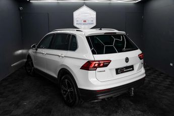 VOLKSWAGEN TIGUAN 2.0 Tiguan SE Nav TDI BlueMotion Technology 4Motion Semi-Auto 4W