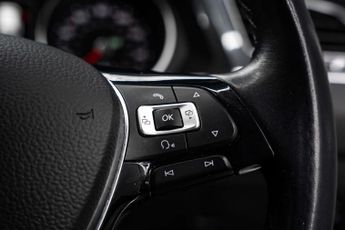 VOLKSWAGEN TIGUAN 2.0 Tiguan SE Nav TDI BlueMotion Technology 4Motion Semi-Auto 4W