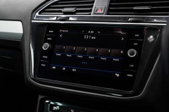 VOLKSWAGEN TIGUAN 2.0 Tiguan SE Nav TDI BlueMotion Technology 4Motion Semi-Auto 4W