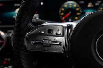 MERCEDES-BENZ A-CLASS 1.3 A 200 AMG Line Premium Auto 5dr