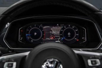 VOLKSWAGEN TIGUAN 1.5 Tiguan R-Line TSi Evo Semi-Auto 5dr