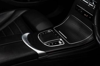 MERCEDES-BENZ GLC 2.0 GLC 300 AMG Line Premium+ D 4Matic Auto 4WD 5dr