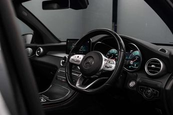 MERCEDES-BENZ GLC 2.0 GLC 300 AMG Line Premium+ D 4Matic Auto 4WD 5dr