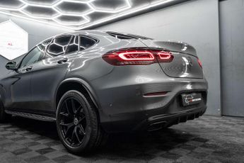 MERCEDES-BENZ GLC 2.0 GLC 300 AMG Line Premium+ D 4Matic Auto 4WD 5dr
