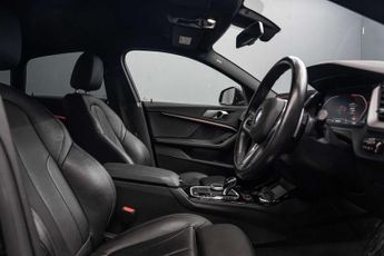 BMW 2 SERIES 2.0 220d M Sport Auto 4dr