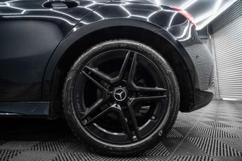 MERCEDES-BENZ A-CLASS 1.3 A 180 AMG Line Premium Auto 5dr