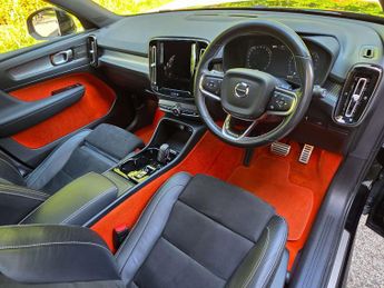 VOLVO XC40 1.5 XC40 R-Design Pro T3 Auto 5dr