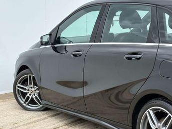 Mercedes-Benz B-CLASS 1.5 B 180 AMG Line D Auto 5dr