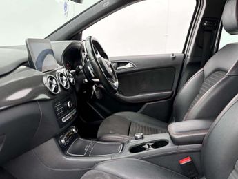 Mercedes-Benz B-CLASS 1.5 B 180 AMG Line D Auto 5dr