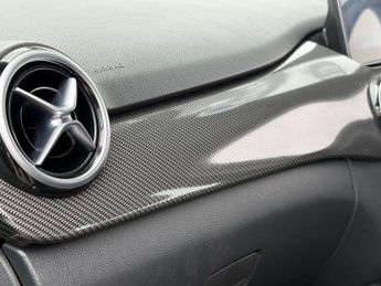Mercedes-Benz B-CLASS 1.5 B 180 AMG Line D Auto 5dr