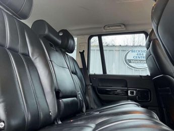 Land Rover RANGE ROVER 3.6 Range Rover Vogue TDV8 Auto 4WD 5dr