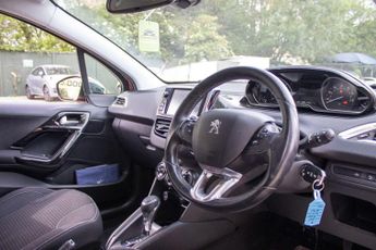 PEUGEOT 208 1.2 208 Allure S/S Auto 5dr