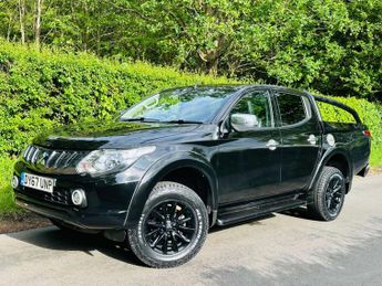 Mitsubishi L200 2.4 L200 Barbarian DI-D Auto 4WD