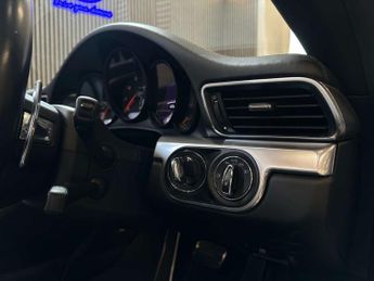 PORSCHE 911 3.0 911 Carrera 4 Semi-Auto 4WD 2dr