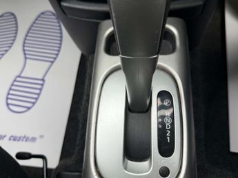 Nissan Note 1.6 16V n-tec Hatchback 5dr Petrol Auto Euro 5 (110 ps)