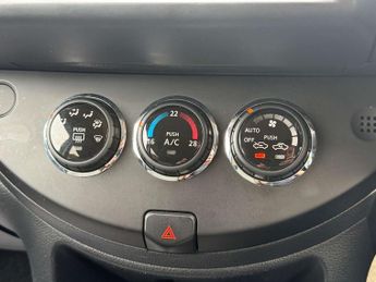 Nissan Note 1.6 16V n-tec Hatchback 5dr Petrol Auto Euro 5 (110 ps)