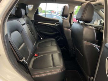 MG ZS MG ZS Trophy EV 5dr