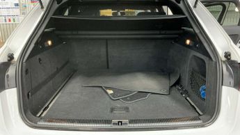 AUDI A6 2.0 A6 Black Edition TDI Ultra Semi-Auto 5dr