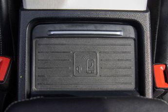 AUDI Q5 2.0 Q5 S Line 40 TDI Quattro Semi-Auto 4WD 5dr