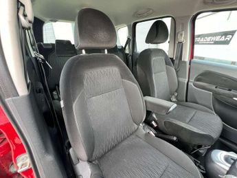 CITROEN C3 PICASSO 1.6 C3 Picasso Exclusive Semi-Automatic 5dr *NATIONAL DELIVERY*
