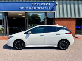 NISSAN LEAF Leaf Tekna Electric 110kw, 39kwh (Automatic)