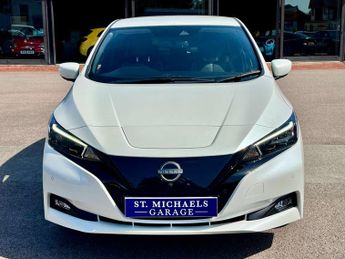 NISSAN LEAF Leaf Tekna Electric 110kw, 39kwh (Automatic)